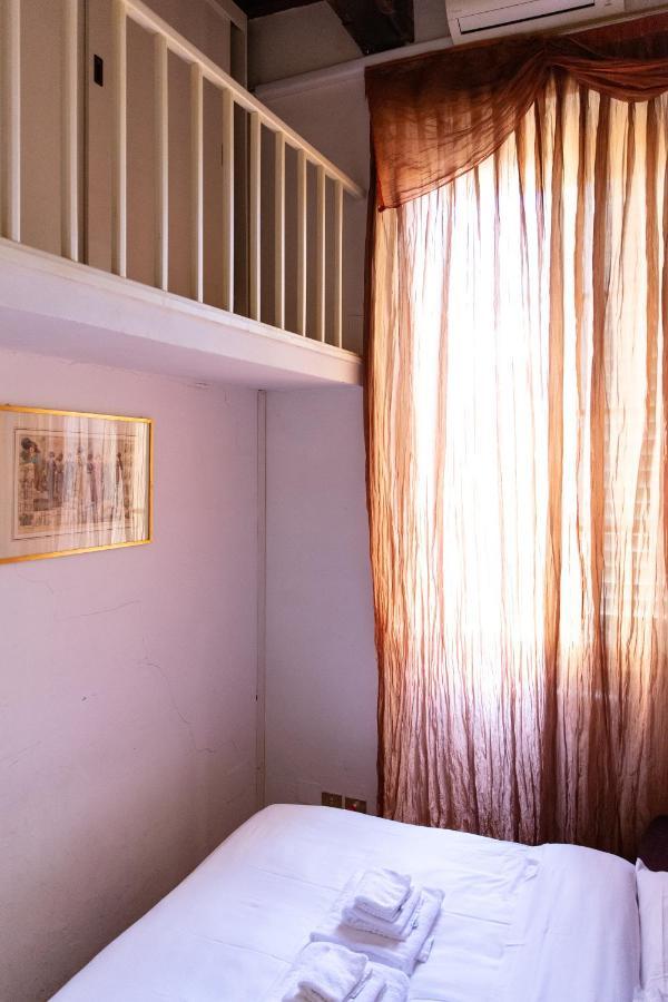 Lovely & Quite One Bedroom Near Piazza Santo Spirito Florencia Exterior foto